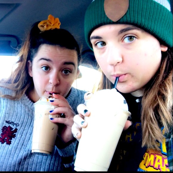 Meet your Poshers, M&M - Picture 1 of 1